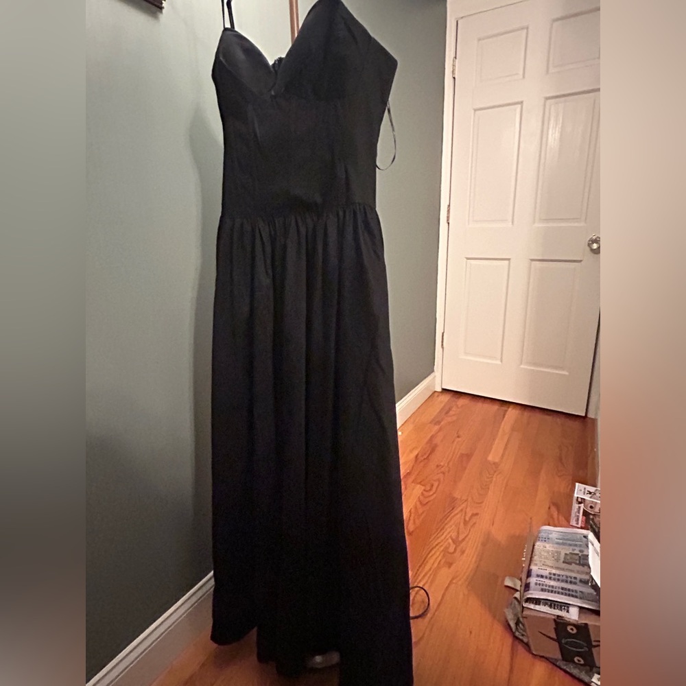 Elegant Black Evening Gown